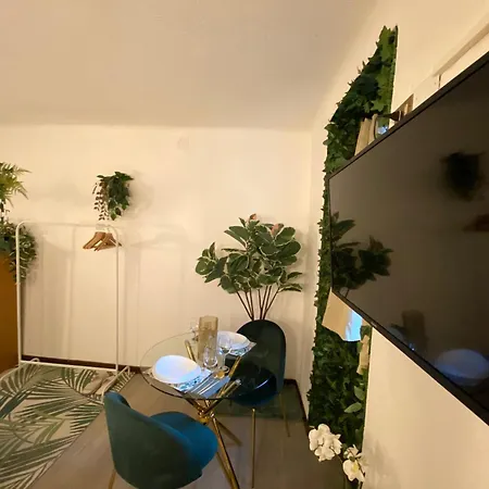 Little Forest In Апартаменты